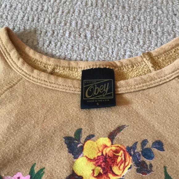 obey pullover - Picture 4 of 6